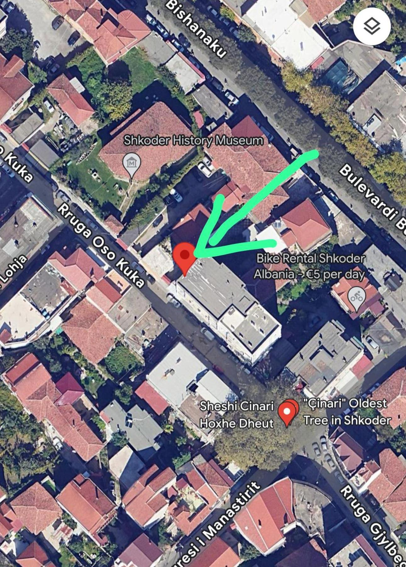 City Center Apartment Shkodër Exteriör bild